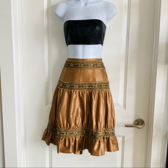 Beautiful Bronze Beaded Satin Tiered Skirt Size 4 - Picture 2 of 13